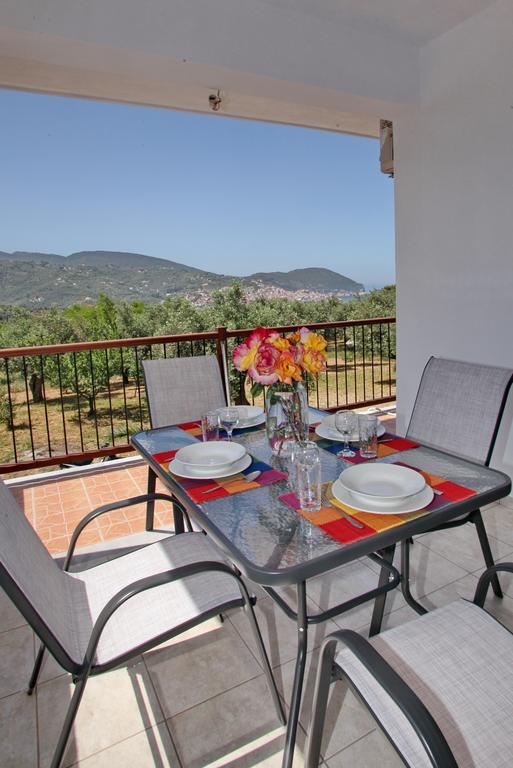 Giasemi Apartments Città di Skopelos Esterno foto