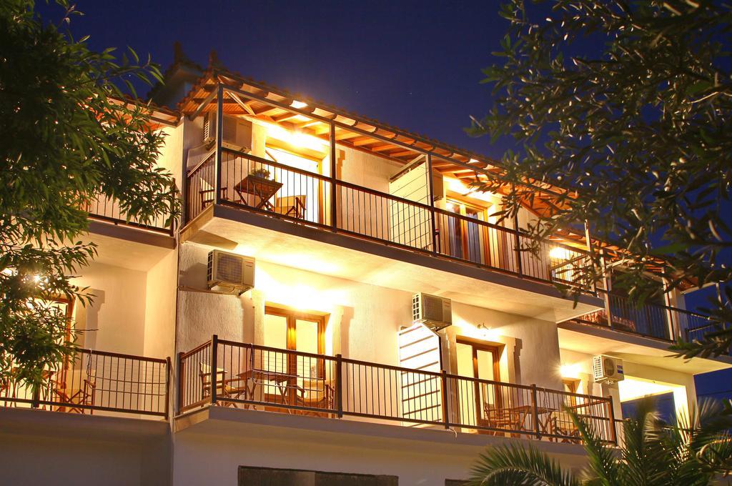 Giasemi Apartments Città di Skopelos Esterno foto